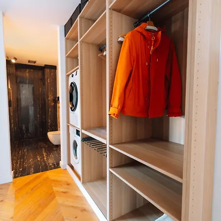 Skyline Penthouse Terasa 22 M Parcare 5 Min Piata Unirii Targul De Craciun
